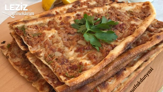 Kıymalı pide mi pizza mı?