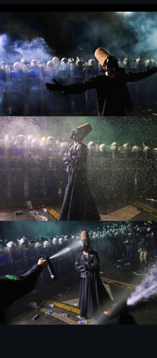 Mevlana protestoya katılmış gördünüz mü?