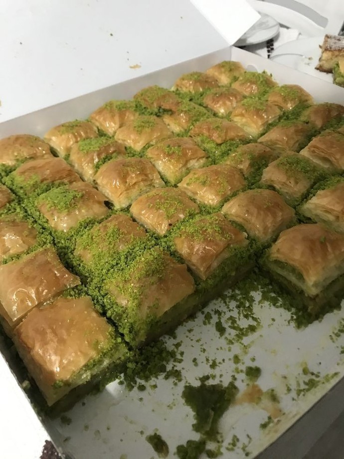 Eve baklava geldiğinde kaç tane yiyebiliyorsunuz?