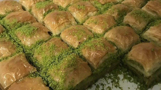 Eve baklava geldiğinde kaç tane yiyebiliyorsunuz?