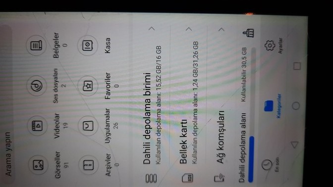 Arkadaslar ya annemin Huawei p9 lite telefonunda sadece vatsap ve instagram ve dolu depolama napiiyim ya?