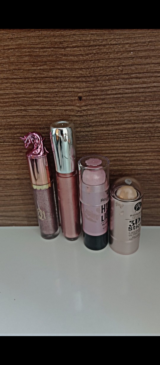Gece gece ruj 💄 sürme perileriniz geliyor mu?