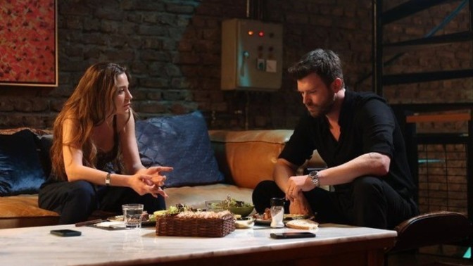 Bir ilişkiyi uzun süre sürdürebilmen için en önemli şey nedir?
