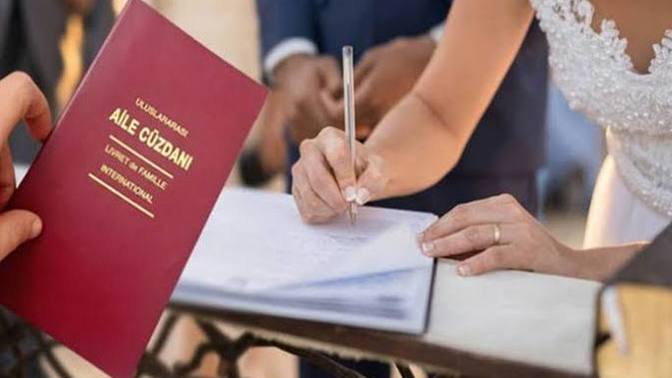 Degerli kadinlarimiz görücü usulü evlilige ihtimal verir misiniz?
