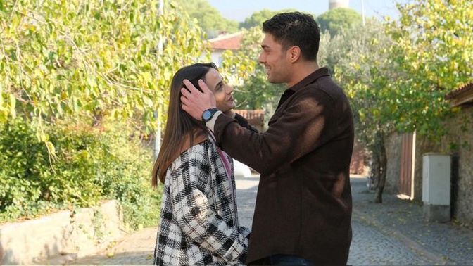 Aşık olmak anlık bir şey mi?