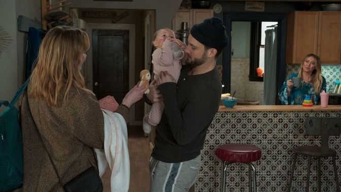 2 yaşında bebeğim var, 3 aylık hamileyim. Boşansam kendi hayatımı kurabilir miyim?