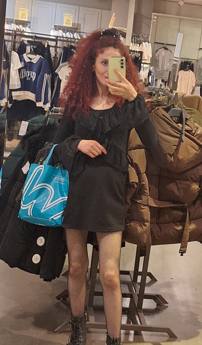 Fileli corap modası geri gelebilir mi?