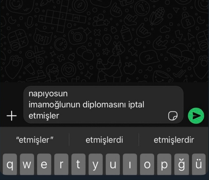 Erkek arkadaşımla aramız biraz bozuk, ona bahaneyle şöyle bir mesaj atmak istiyorum. Aramız düzelir mi sizce 🤔?