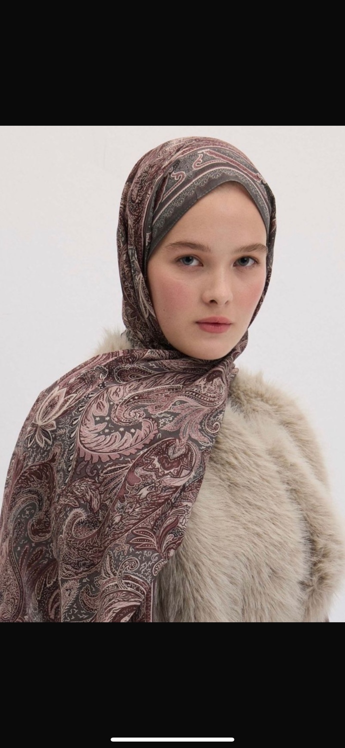 Bu model şallar nasıl görünüyor?