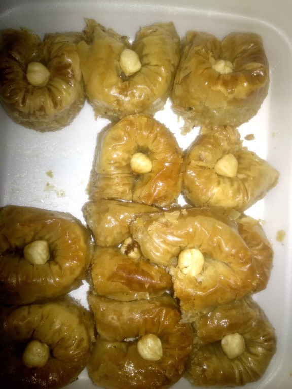 KS kiminle baklava gömmek isterdin?