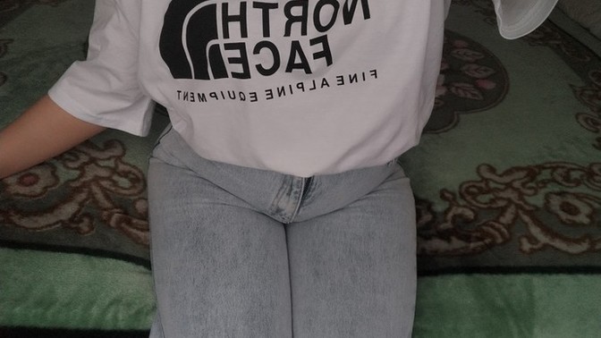 Bu ikisini pek yakıştıramadım altına ya da üstüne hangi renk giymeliyim canlar?