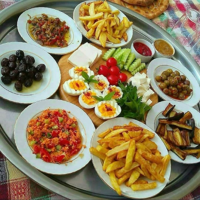 Bayram kahvaltısında olmazsa olmaz dediğiniz yemek nedir?
