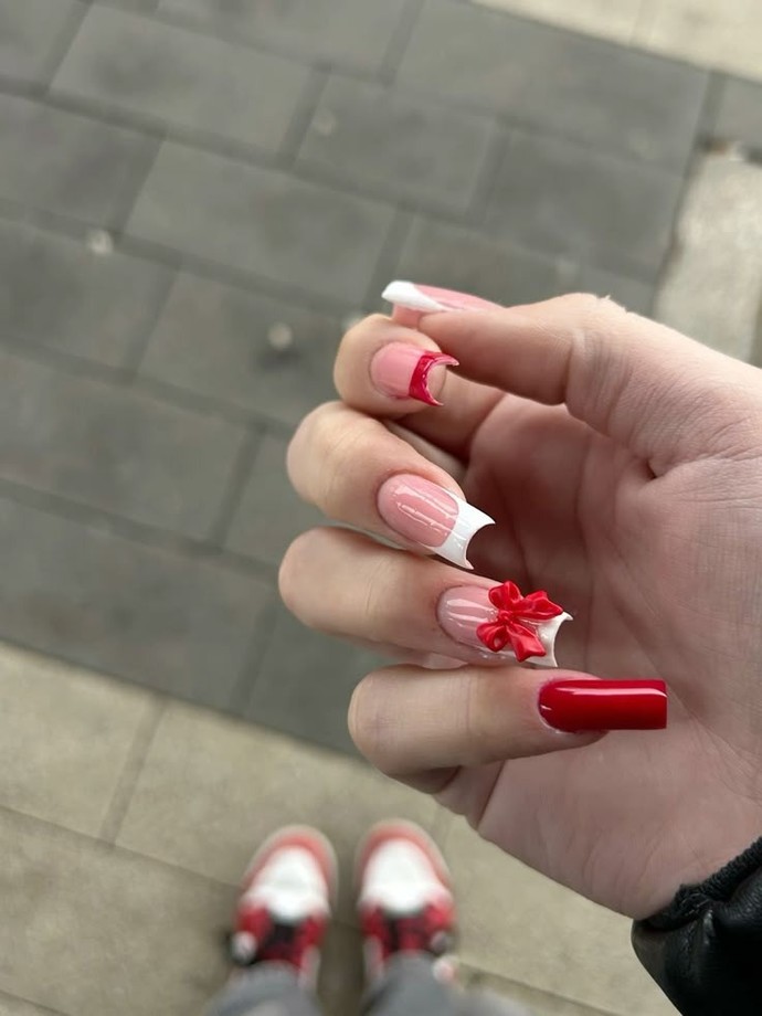 Protez tırnakta kurdele modelini tercih eder misiniz?