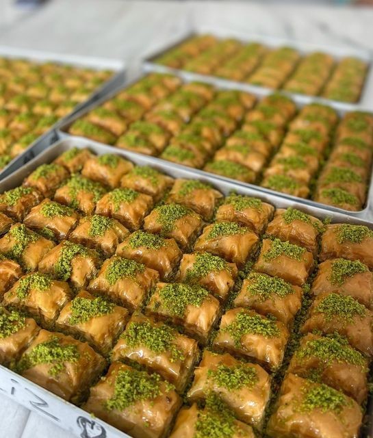 Tatlılar yarışıyor! Baklava mı, kadayıf mı, kazandibi mi hangisi kazanır?