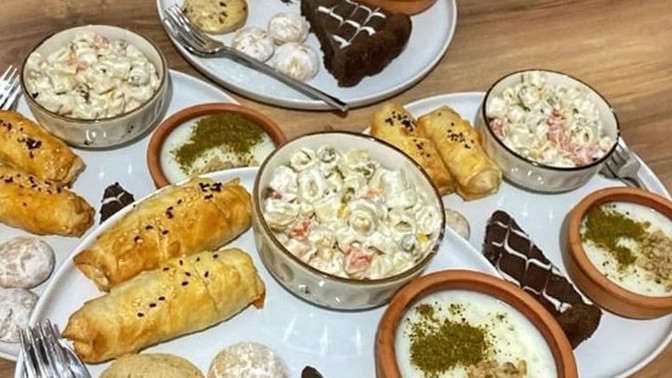 Misafirlikte en riskli ikram nedir? Hangisini görünce ‘Ne yapsam şimdi’ diye düşünüyorsun?