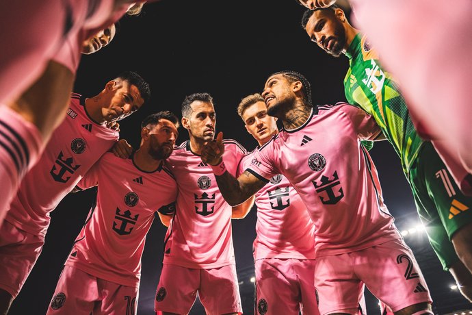 Eğer futbolcu olsaydınız, bunlardan hangisi iyi oynamanızı sağlayacak motivasyonu sağlardı?