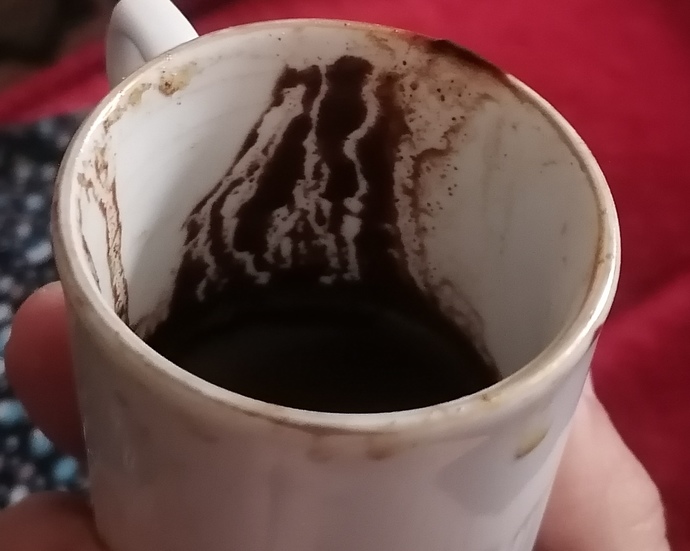 Daha önce hiç fal baktırdınız mı?