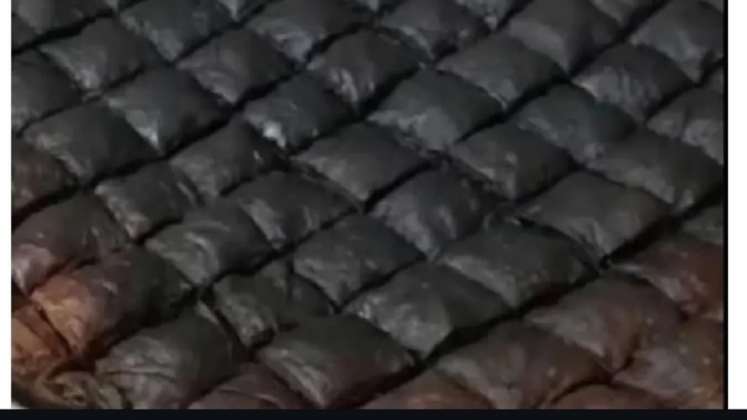Ben geldim boş gelmedim, size baklava yaptım buyurmaz mısınız?