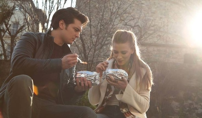 “İlk buluşma”mı yoksa “first date”mi?