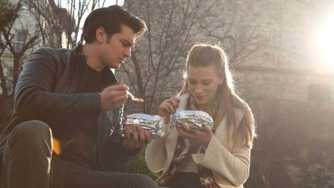“İlk buluşma”mı yoksa “first date”mi?