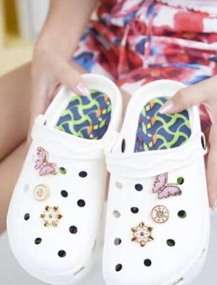 Crocs terlik giyiyor musunuz?