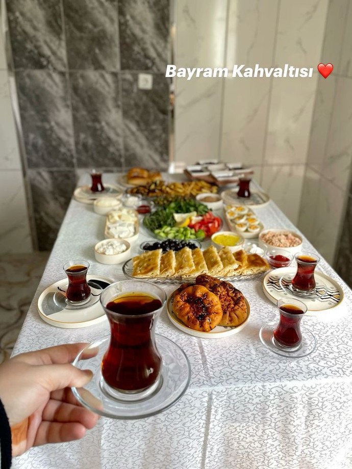 Sizin evde bayram sofrasının vazgeçilmezi nedir?
