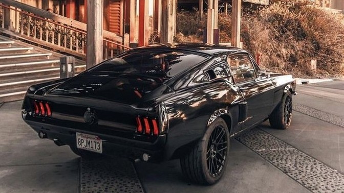 Bayram harçlığı olarak size Ford Mustang hediye verilse tepkiniz ne olurdu?