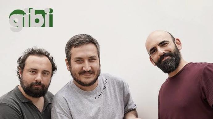 Gibi dizisi gibi kaliteli komik mizah dizisi önerir misiniz?