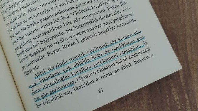 Ahlaklı insan olmak için ne yapıyorsun?