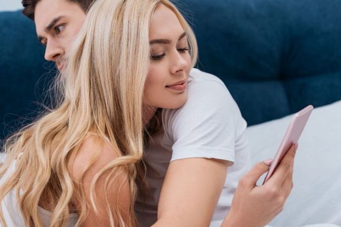 Aldatan mı suçlu yoksa aldatılan mı suçlu?