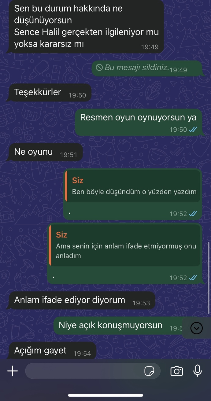 Sizce eski sevgilim benimle dalga mı geçiyor?