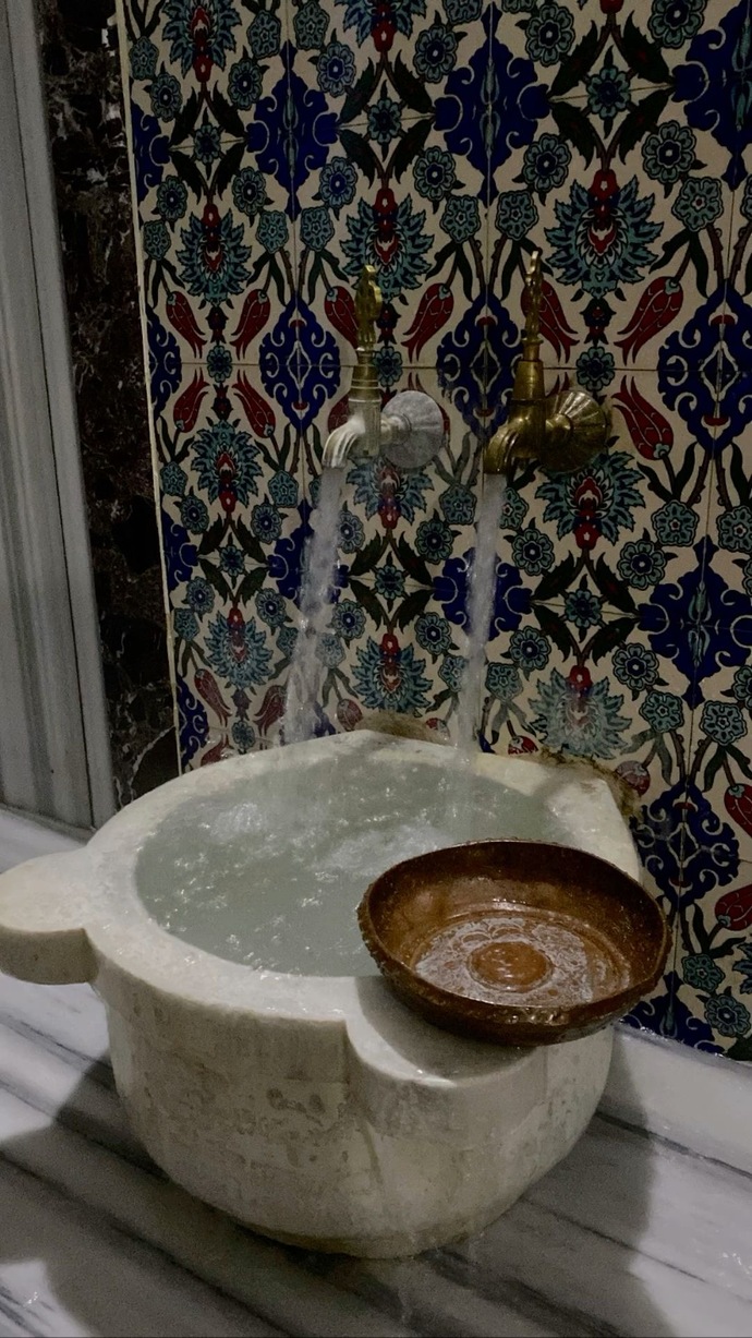 Everything shower işine bak kardeşim