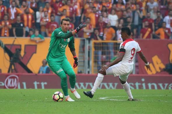 Bir kaleciden çalım yemek mi yoksa gol yemek mi daha kötüdür?