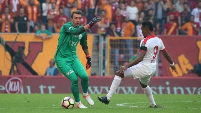 Bir kaleciden çalım yemek mi yoksa gol yemek mi daha kötüdür?