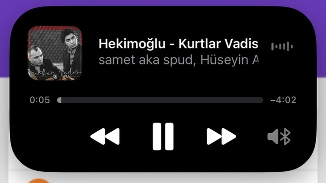 Hekimoğlu’ndan daha iyi bi şarkı önerin de dinleyeyim gece gece şarkı loopa sardı farklı bir şey dinlemem gerek?