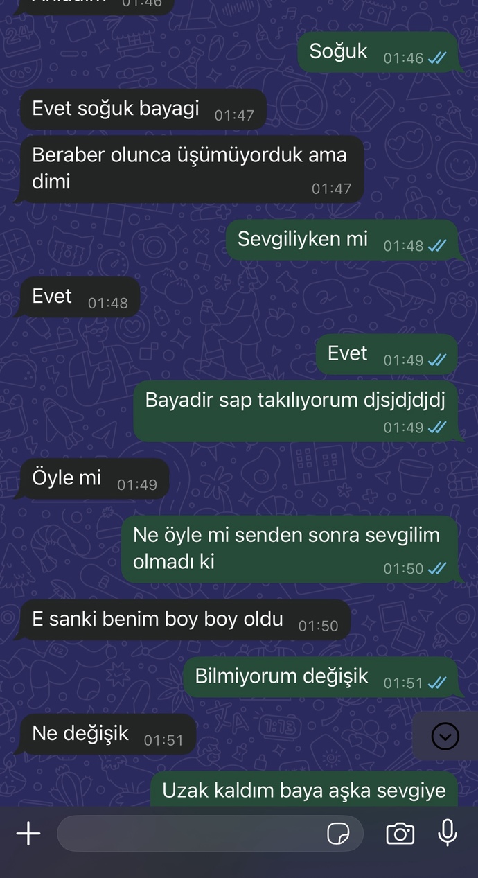 Eski sevgilim ne yapmaya ne demeye çalışıyor?