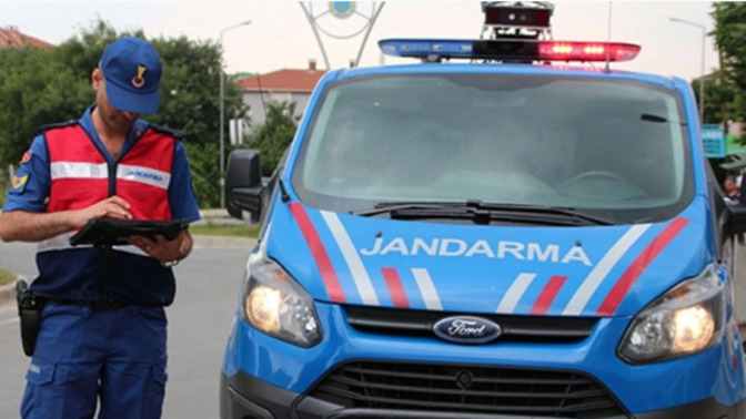 Sizede Asker, polis, jandarma vb. neden bu kadar çekici geliyor? ?