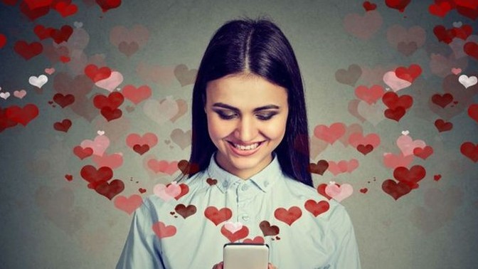 Online ilişkiler yüz yüze ilişkilere göre daha mı yüzeysel?