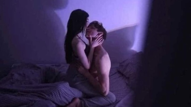 Tek eşlilik kadınlara mı, erkeklere mi daha zor? Hem özgür, hem sadık olunabilir mi?
