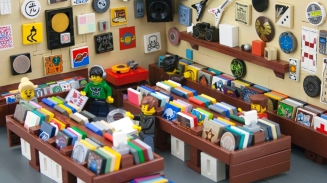 LEGO ürünlerinde indirim dönemleri var mı ya da daha ucuza bulabileceğimiz bir pazar yeri?