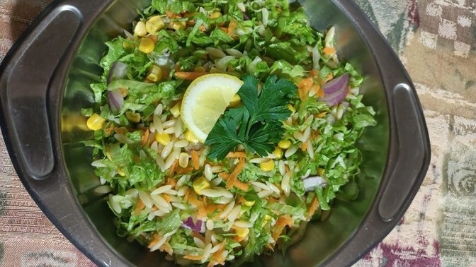 Salata salata sever misiniz?