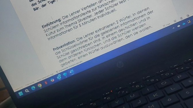 Canva kullanan var mı?