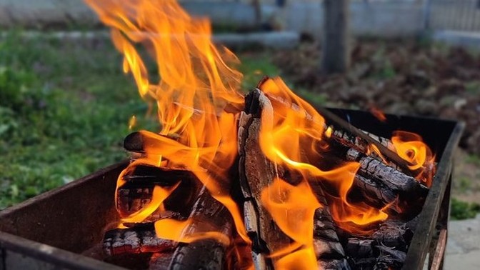 Mangalda olmazsa olmaz dediğin şey nedir köfte mi, kanat mı?
