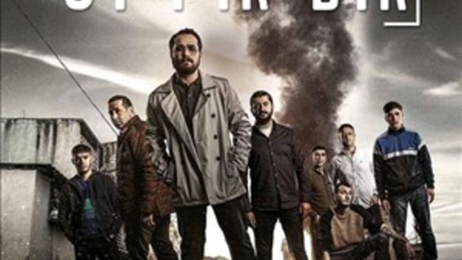 S1F1R B1R dizisinde anlatılan verilen dersleri nasıl buluyorsunuz sizce 15 yaş altı kişilerin izlemesi doğru mu çocukları illegale?