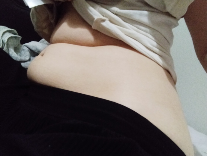 Hızlıca 8 kilo aldım ve mutsuzum diyet ve spor ne önerirsiniz cidden çirkin duruyorum?