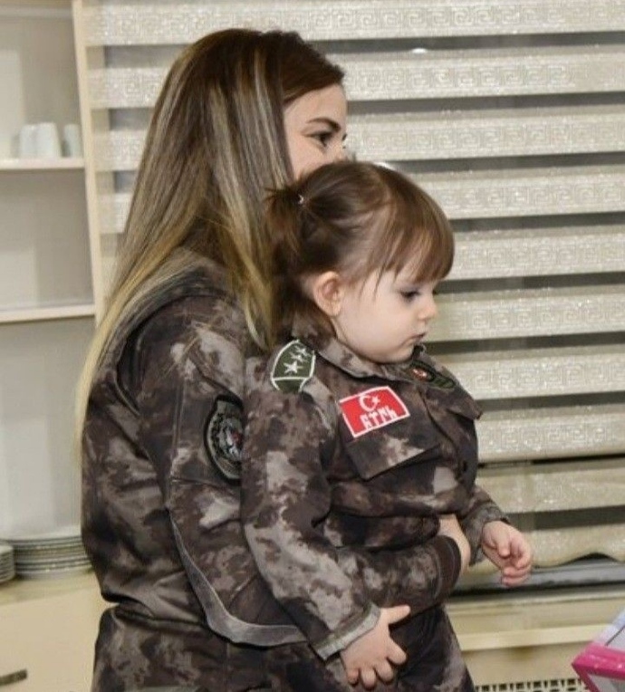 Kariyer mi yoksa çocuk mu?