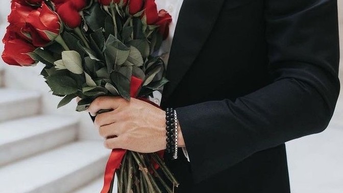 İlk Buluşmaya Çiçekle Gelen Erkekle Evlenilir mi?