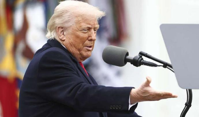Trump, tüm ülkelere en az yüzde onluk gümrük vergisi getiriyor sizce bizim ekonomizi de etkiler mi?
