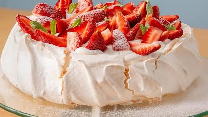 Aramızda Pavlova tatlısını deneyen var mı?
