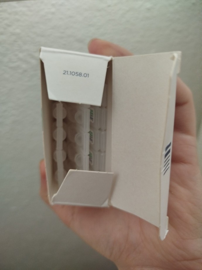 Anlayan varsa lütfen baksın göz damlasının orijinal olup olmadığını nasıl anlarımm?